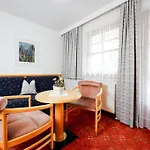 Büntali Szálloda 4*